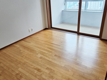 Hangangno 1(il)-ga Apartment (High-Rise)