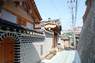 Gye-dong Single House For Rent