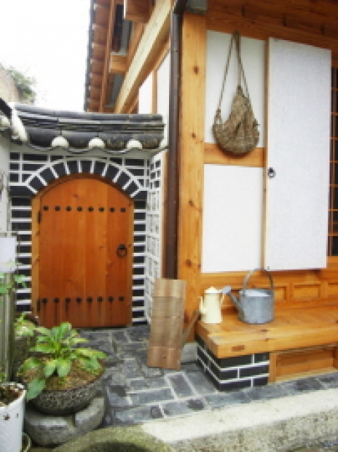 Gye-dong Single House