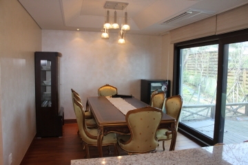 Seongbuk-dong Villa For JeonSe, Rent