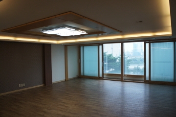 Sangsu-dong Apartment (High-Rise)