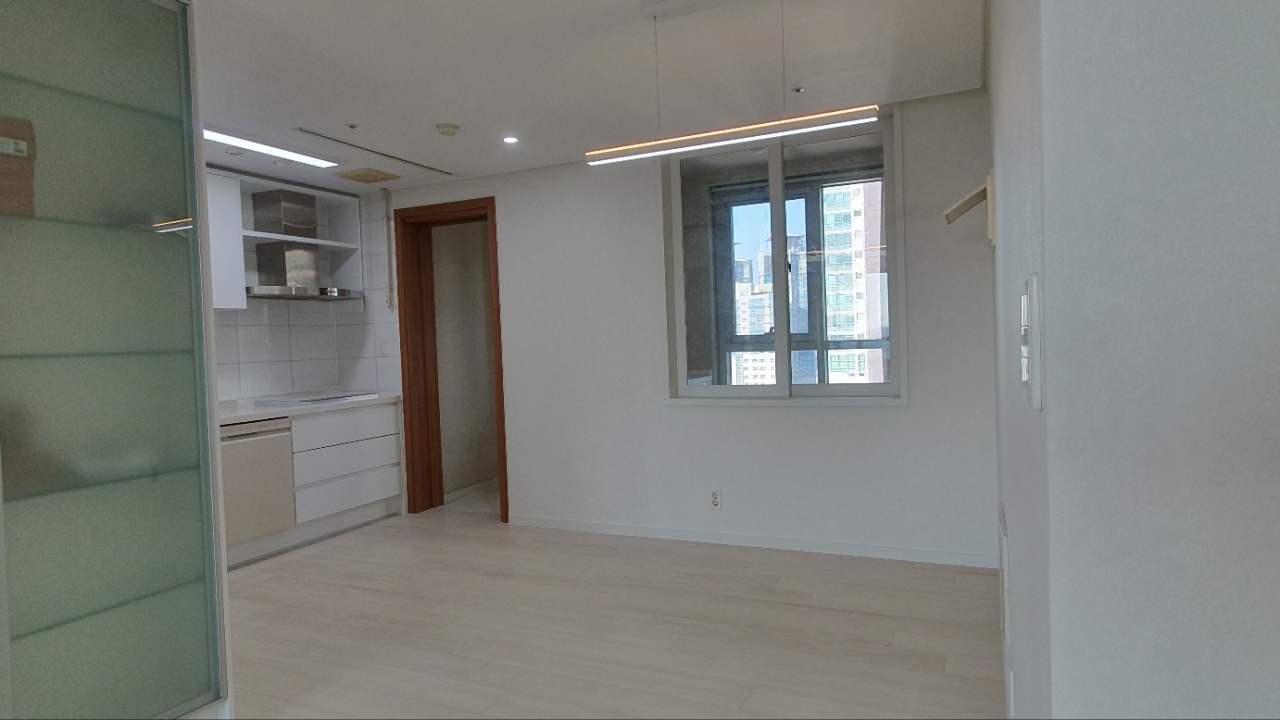 Hangangno 1(il)-ga Apartment For Rent