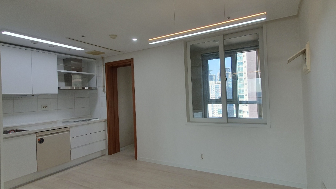 Hangangno 1(il)-ga Apartment For Rent