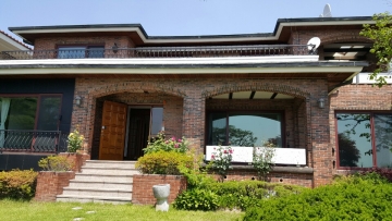 Seongbuk-dong Single House