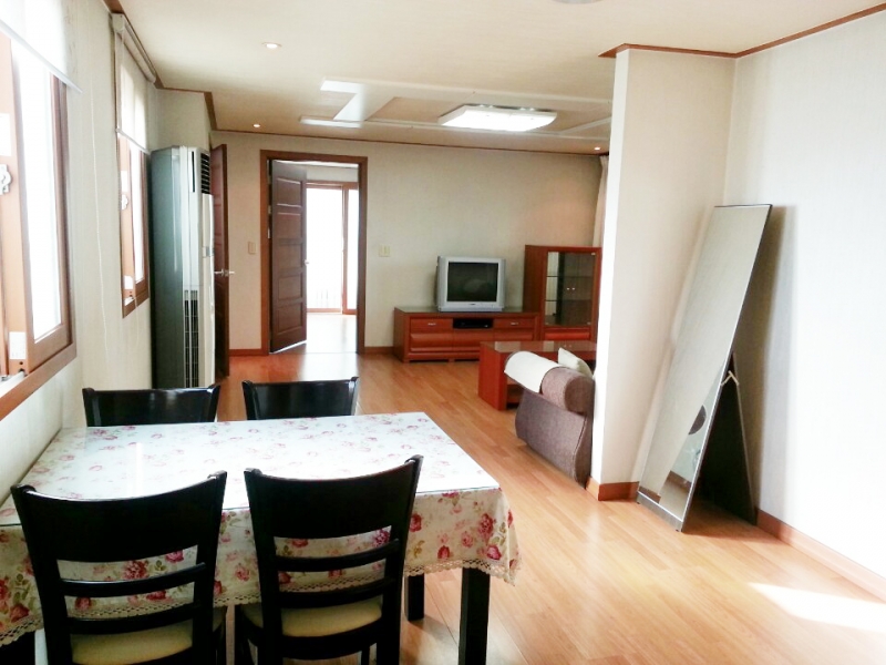  Yongsan-gu Villa For Rent