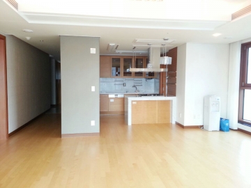 Chungmuro 4(sa)-ga Apartment (High-Rise)