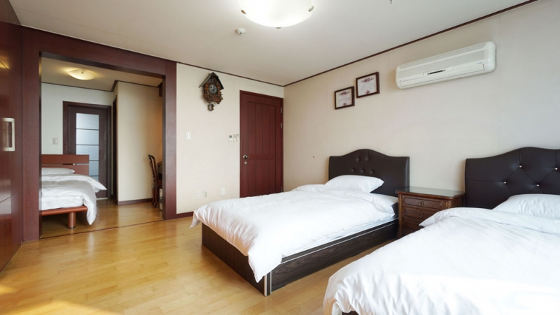 Sangsu-dong Apartment For Rent