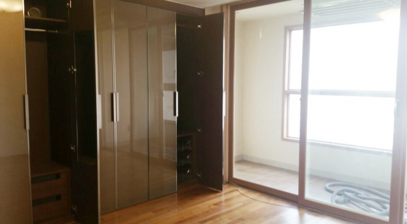 Banpo-dong Apartment For Rent