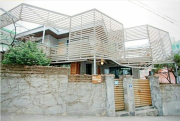 Changcheon-dong House