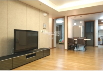 Yeoksam-dong Apartment (High-Rise)