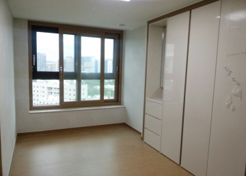 Sunhwa-dong Apartment (High-Rise)