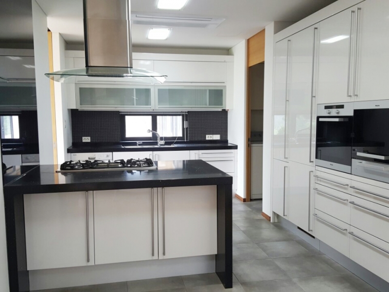 Seongbuk-dong Single House For Rent