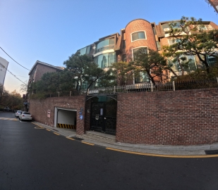 Banpo-dong Villa