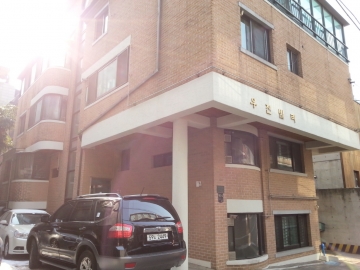 Banpo-dong Villa