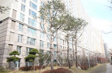 Yeoksam-dong Apartment (High-Rise)