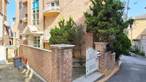 Itaewon-dong Villa