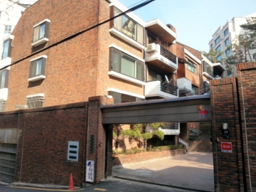 Banpo-dong Villa