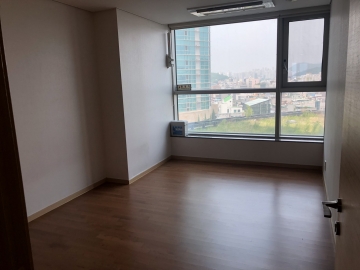 Seogyo-dong Apartment (High-Rise)