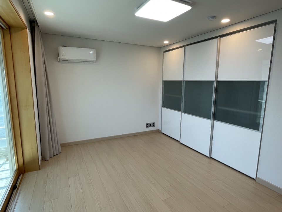  Gangnam-gu Villa For Rent