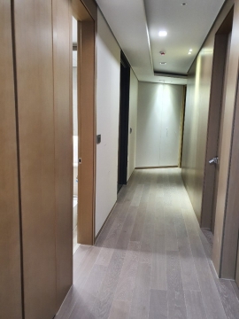 Hangangno 3(sam)-ga Apartment (High-Rise)