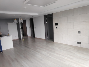 Hangangno 3(sam)-ga Apartment (High-Rise)