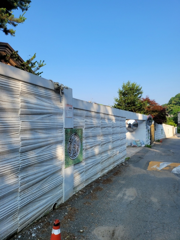 Gogi-dong Single House For JeonSe, Rent