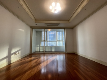 Hangangno 3(sam)-ga Apartment (High-Rise)