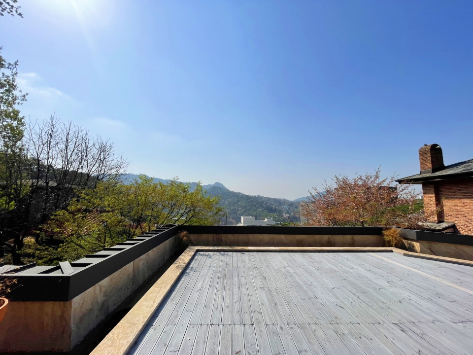 Pyeongchang-dong Single House For Sale, Rent