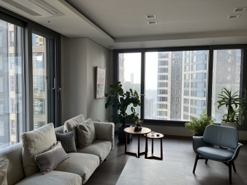 Hangangno 3(sam)-ga Apartment (High-Rise)