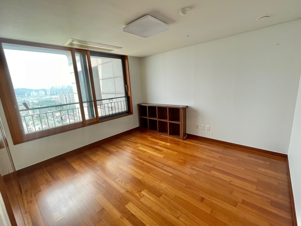 Samsan-dong Apartment For Rent