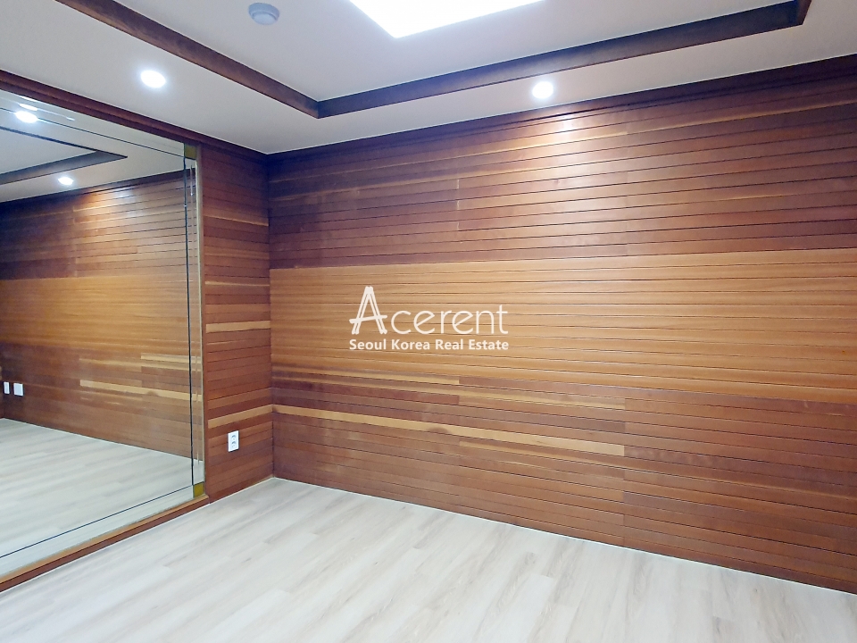 Seocho-dong Apartment For Rent