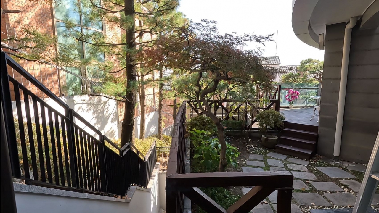 Seongbuk-dong Single House For Rent