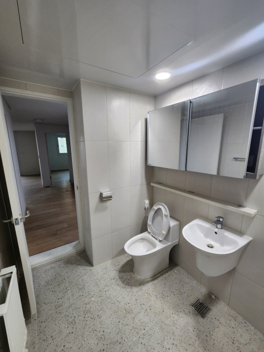 Yeouido-dong Apartment For JeonSe, Rent