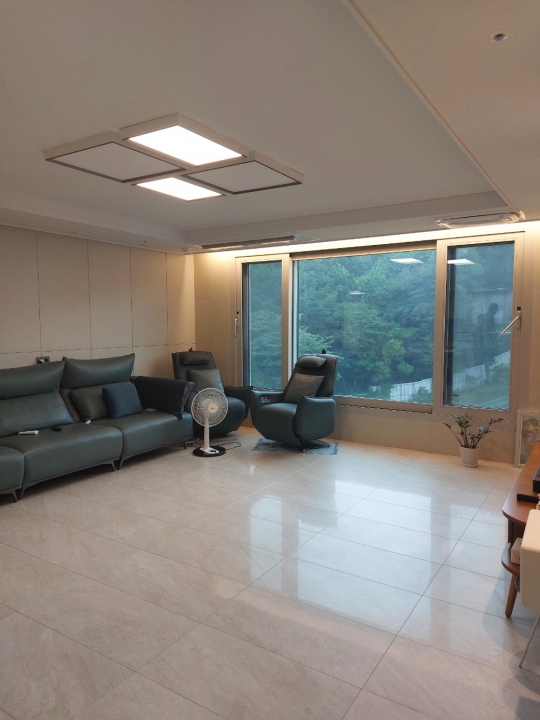 Heukseok-dong Apartment For Rent