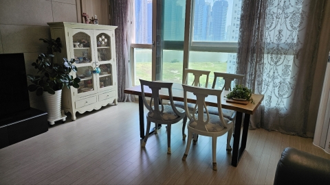 Songdo-dong Apartment For Rent