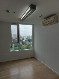 Hangangno 3(sam)-ga Apartment (High-Rise)