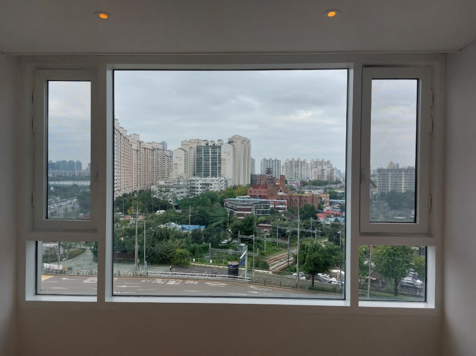 Hangangno 3(sam)-ga Apartment For Rent