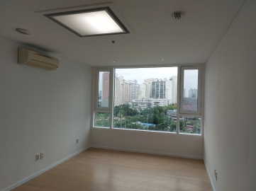 Hangangno 3(sam)-ga Apartment (High-Rise)