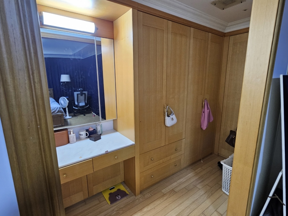 Seocho-dong Apartment For Rent