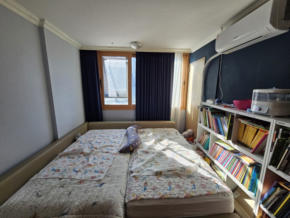 Seocho-dong Apartment For Rent