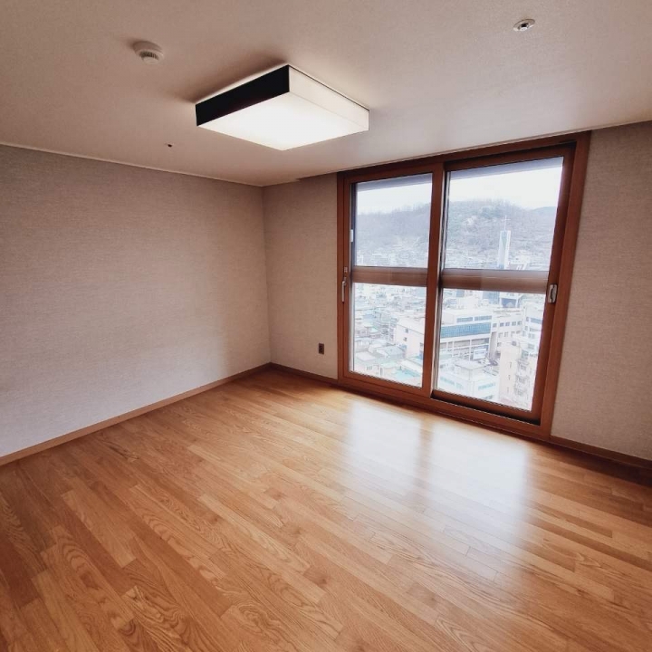 Hongeun-dong Apartment For Rent