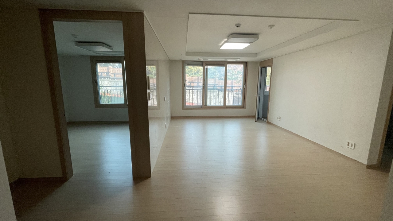 Yeomni-dong Apartment For Rent