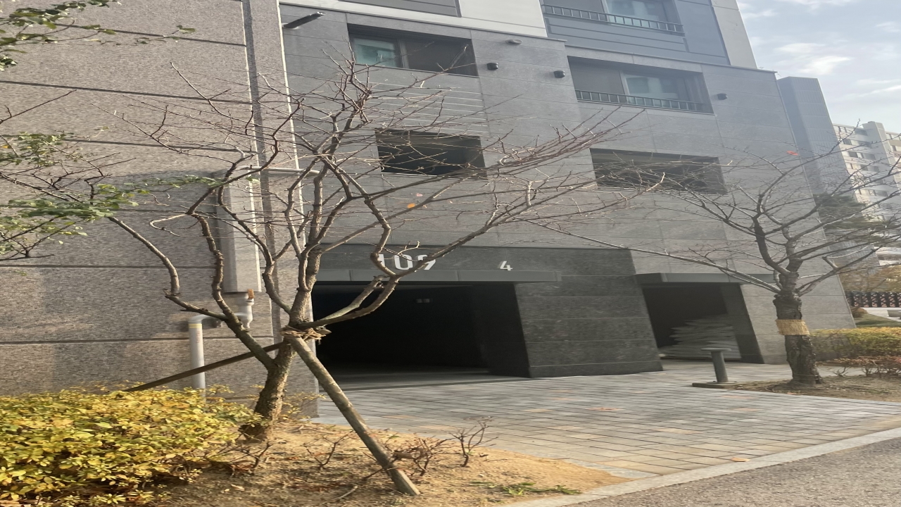 Yeomni-dong Apartment For Rent