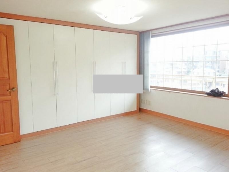 Dongbinggo-dong Apartment For Rent