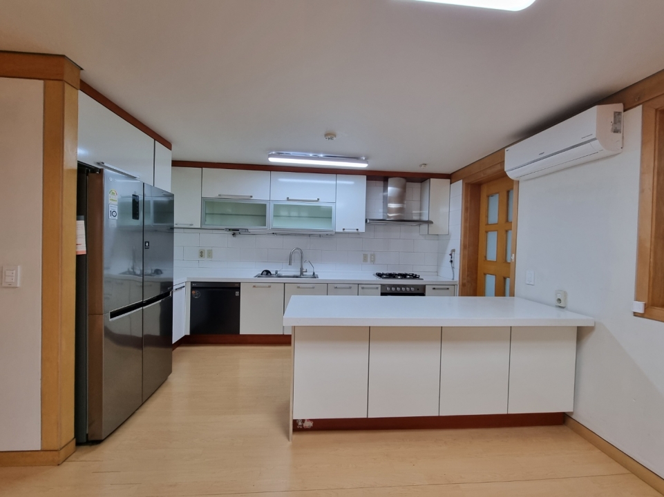 Hannam-dong Villa For Rent