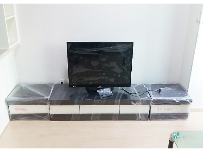 korea furniture rental TV stand (black&white)